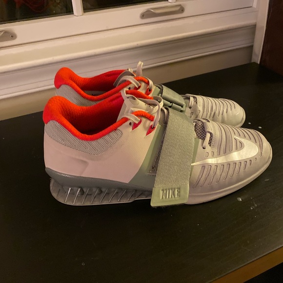 nike romaleos 3 size 9.5